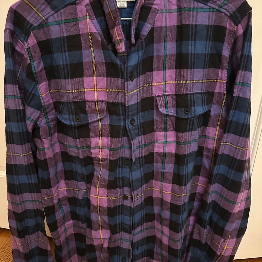 American Eagle classic shirt